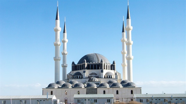 Camii inşaatının, hayırseverlerin desteğiyle 2017 yılı içerisinde tamamlanması planlanıyor.