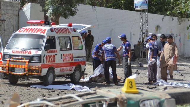 Pakistan Haber: Pakistan’da bombalı araçla düzenlenen saldırı sonucu en az 10 kişi hayatını kaybetti, 18 kişi yaralandı.