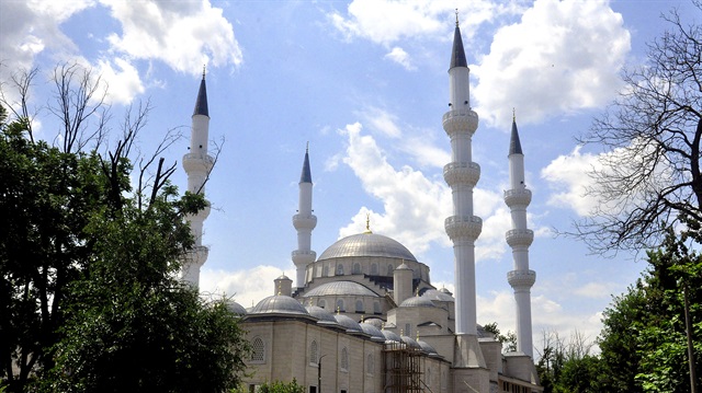 'Biggest mosque of central Asia' resembles Ankara’s Kocatepe Mosque