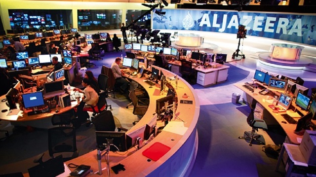 Aljazeera'ye dava açan eski çalışanı, BAE'den 250 bin dolar aldı.