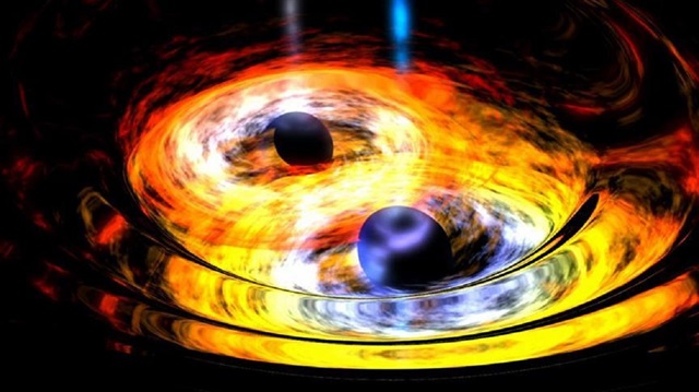 Güneş'ten 15 kat büyük hacme ulaşan kara deliklerin birbiri etrafında, 24 bin yılda tamamlanan bir yörüngede döndüklerini tespit edildi.