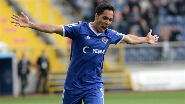 Son olarak Maccabi Tel Aviv'de oynayan Oscar Scarione'nin Göztepe ile anlaştığı iddia edildi.