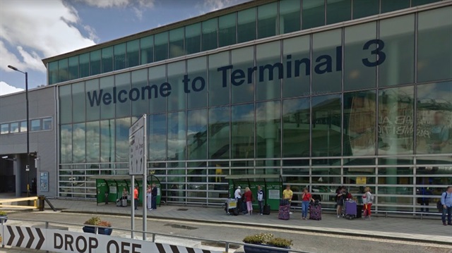 Manchester havalimanında şüpheli paket nedeniyle alarm verildi.