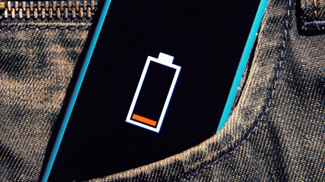 Bilim insanları mobil cihazların en büyük sorunu olan batarya sorununa çözüm getirdi.