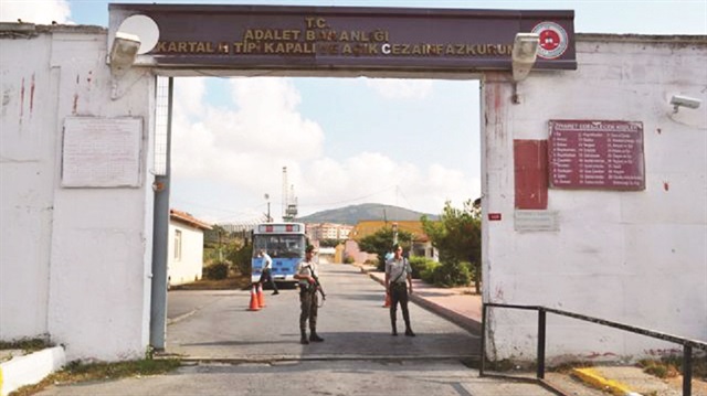 2013’ün Temmuz ayında 
Kartal Açık Cezaevi'nde  rüşvet 
operasyonu düzenlenmişti.