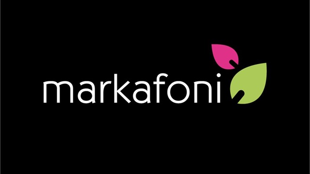 Markafoni sitesinde Cafer Mahiroğlu'nun Selectfashion.co.uk isimli online alışveriş sitesinin reklamları yer alıyor.