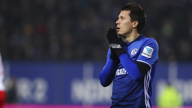 Bu sezon Schalke ile 26 maça çıkan Ukraynalı oyuncu 6 gol 1 asistlik performans sergiledi.