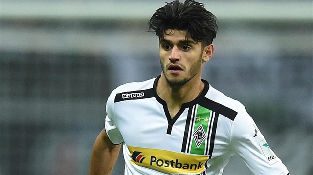 Suriye asıllı genç yıldız Mahmoud Dahoud 10 milyon euro bonservis bedeliyle Dortmund'a transfer oldu.