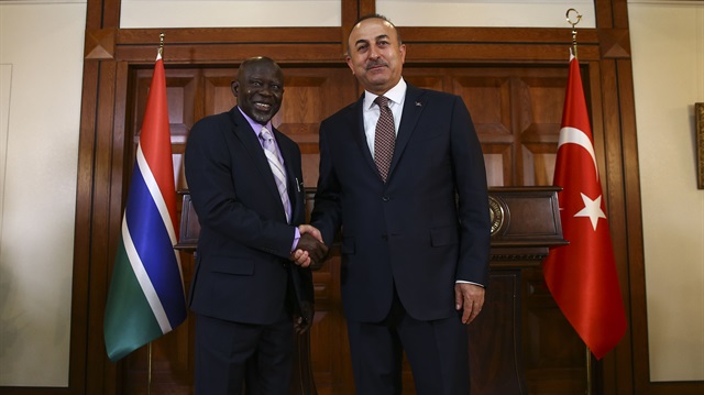 Dışişleri Bakanı Çavuşoğlu, Gambiya Dışişleri Bakanı Ousainou Darboe ile görüştü.