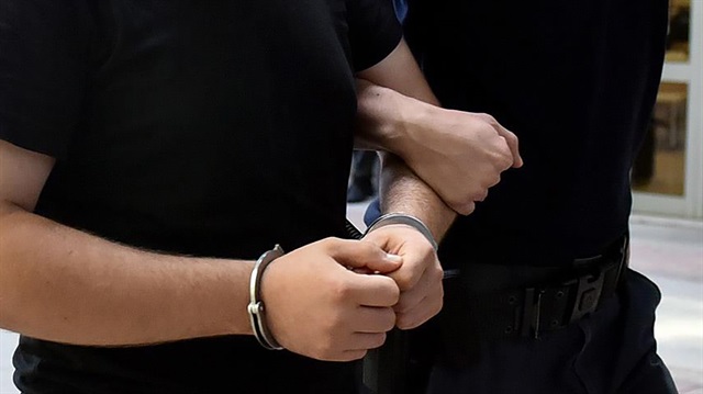 Kilis'te biri asker, 4 kişi FETÖ'den tutuklandı