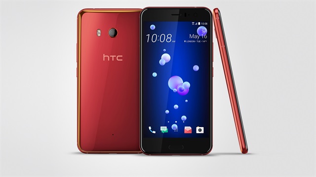 'Sıkmalık telefon' olarak tanıtılan HTC U11, Edge Sense özelliğiyle dikkat çekiyor.