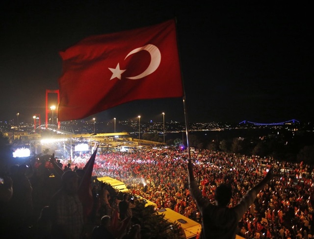 bir kadınla tanışmak ve fethetmek için sorular ilişki için kızla tanış