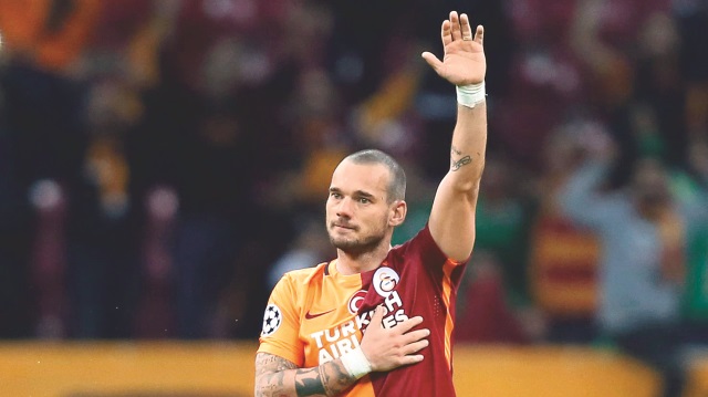 Sneijder ile yollar ayrıldı