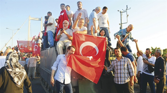 Şimdi 80 bin ailem var