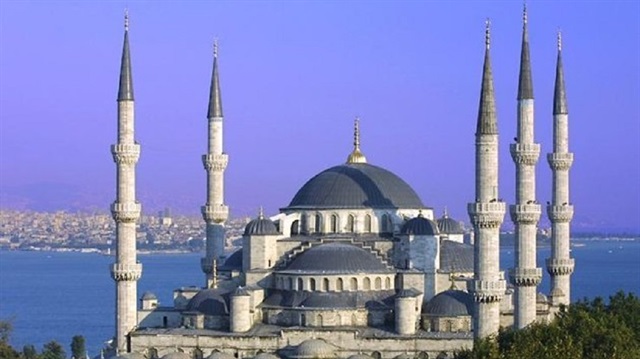 في ذكرى ملحمة التصدي للانقلاب.. 90 ألف مسجد في تركيا تصدح بالأذان والدعاء