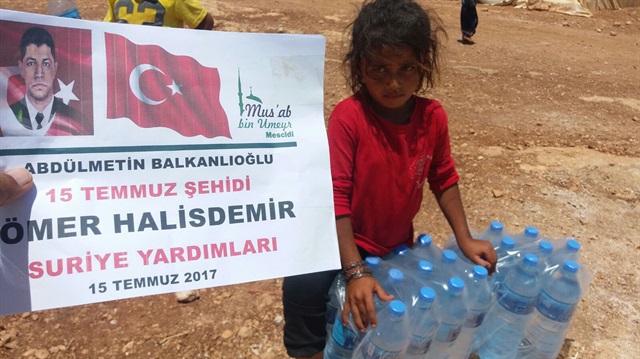 Şehit Ömer Halisdemir hayrına Suriyelilere su yardımı yapıldı.

