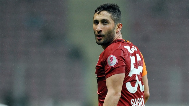 32 yaşındaki Sabri Sarıoğlu, ilk defa Galatasaray'dan başka bir takımın formasını giyecek. 