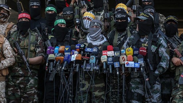 İzzeddin el-Kassam Tugayları ile Seraya el-Kudüs'ün de aralarında bulunduğu askeri grup temsilcilerinin katıldığı bir basın toplantısı düzenlendi