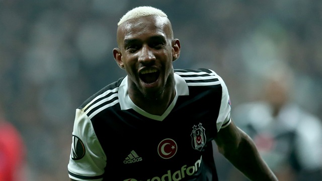 Beşiktaş'ın Brezilyalı futbolcusu Anderson Talisca'nın gelecek sezonda 10 numarayı giymesi bekleniyor. 