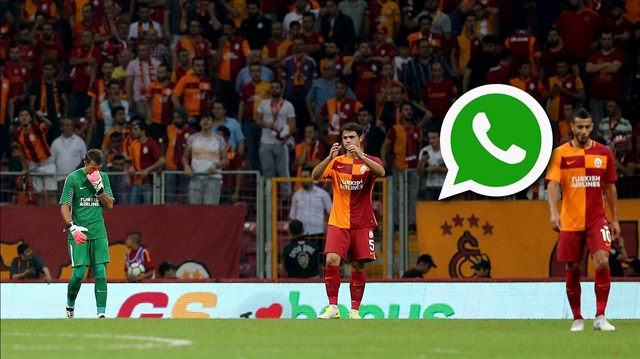 Galatasaraylı futbolcular maç sonrası WhatsApp'tan dertleşti.