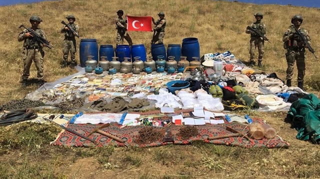 Diyarbakır'ın Lice ilçeside terör örgütü PKK'ya yönelik gerçekleştirilen "Bayrak-56 Şehit Jandarma Uzman Çavuş Gökhan Bayram" operasyonu başarıyla tamamlandı. 