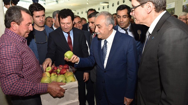 Arşiv: Gıda, Tarım ve Hayvancılık Bakanı Ahmet Eşref Fakıbaba