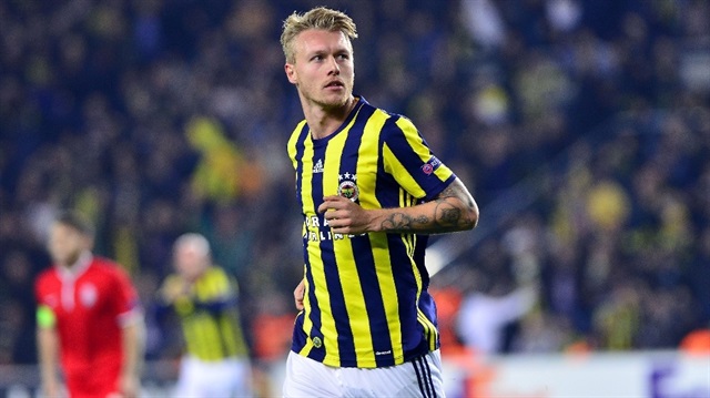 Fenerbahçe'ye 7.5 milyon Euro bedelle transfer olan Simon Kjaer'in sarı lacivertlilerden ayrılması bekleniyor.