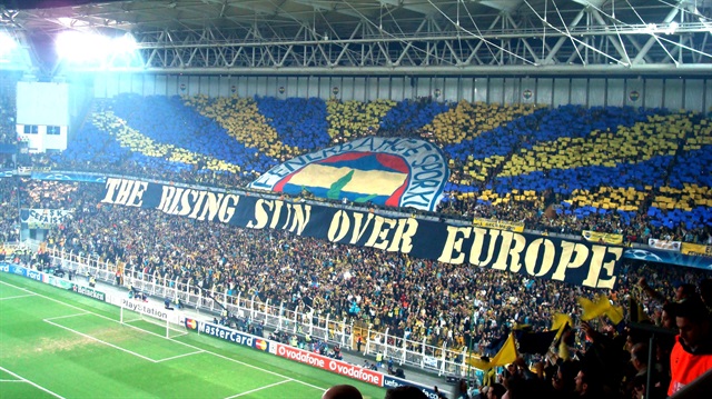 Fenerbahçe, kombinede 15 bini geçti