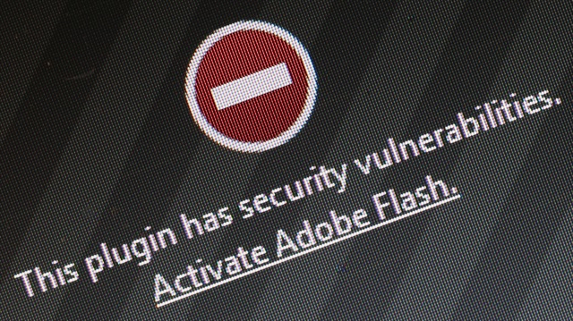 Adobe Flash Player genellikle çökme sorunuyla biliniyor ve bilgisayarın performansını düşürüyor.