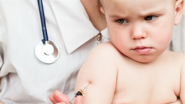 HBV enfeksiyonu kronikleşmeden önleyebilmek için çocukluk çağında ve yeni doğanlara etkili aşıların yapılması gerekiyor.
