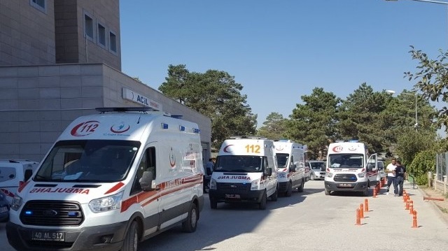 Ankara-Kayseri karayolu üzerinde meydana gelen trafik kazasında 6 kişi yaralandı.
​