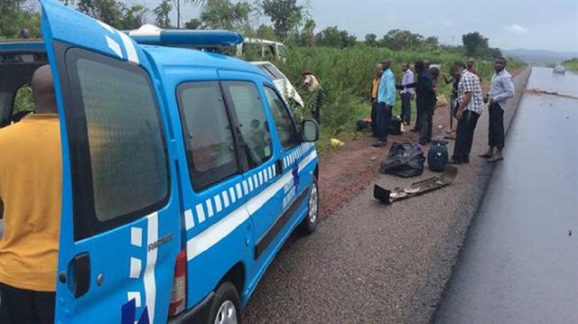 Nijerya'da meydana gelen trafik kazasında 18 kişi hayatını kaybetti. 