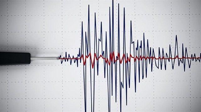 Ege Denizi'nde 5.0 büyüklüğünde deprem meydana geldi.