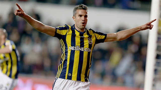 Fenerbahçe'nin Hollandalı yıldızı Van Persie için menajeri önemli açıklamalarda bulundu. 