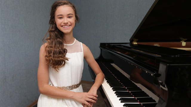 طفلة تركية تفوز بالمركز الثاني في مسابقة "البيانو الدولية" بإيطاليا