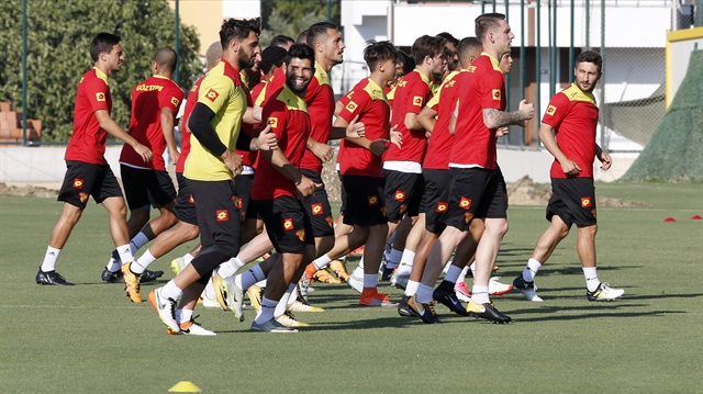 Göztepe Kulübü, yaptığı transferlerin ardından 8 futbolcusunu gönderme kararı aldı. 