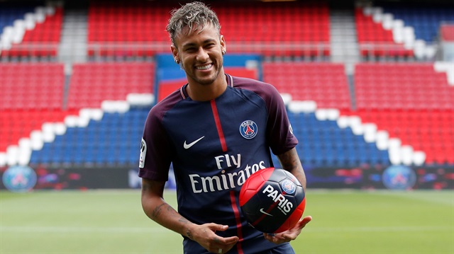 Barcelona Neymar'ın satışının ardından önemli isimleri kadrosuna katmaya hazırlanıyor.