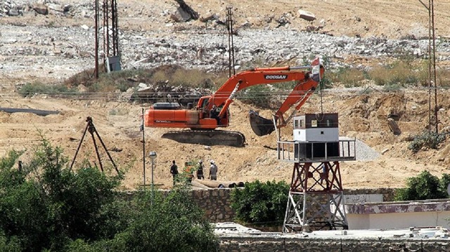 Mısır ordusunun Gazze Şeridi sınırında bulunan bir tüneli yıktı.

