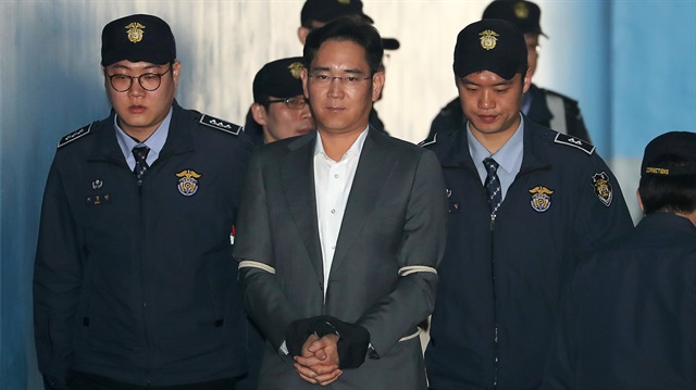 Samsung’un patronu hapis cezasıyla karşı karşıya