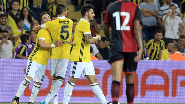 Fenerbahçe, hazırlık maçında Cagliari'yi Valbuena'nın golüyle 1-0 mağlup etti.