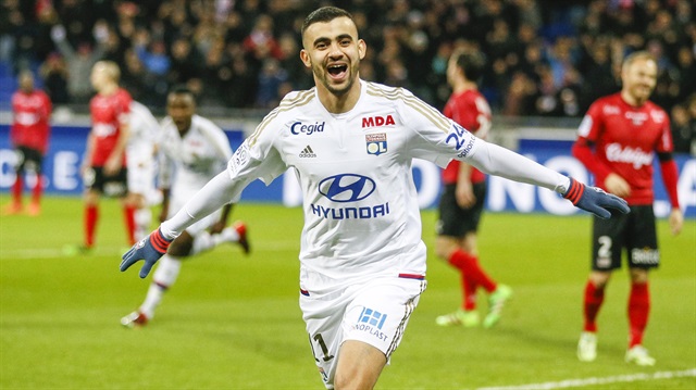Yıldız oyuncu geçtiğimiz sezon Lyon formasıyla ligde 25 maça çıktı, 2 gol kaydetti.