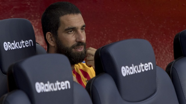 Barcelona'nın yeni teknik direktörü Valverde, Chapecoense ile oynanan maçta Arda Turan'a şans vermedi.