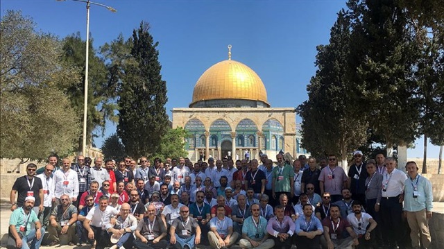 Turkish entrepreneurs perform Friday prayers at Al-Aqsa
