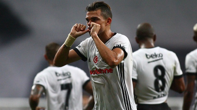 Portekizli yıldız Pepe, Beşiktaş formasıyla çıktığı ilk lig maçında gol atmayı başardı. 