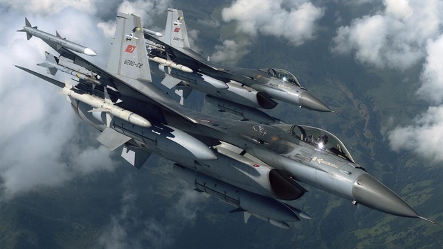 Türk savaş uçakları