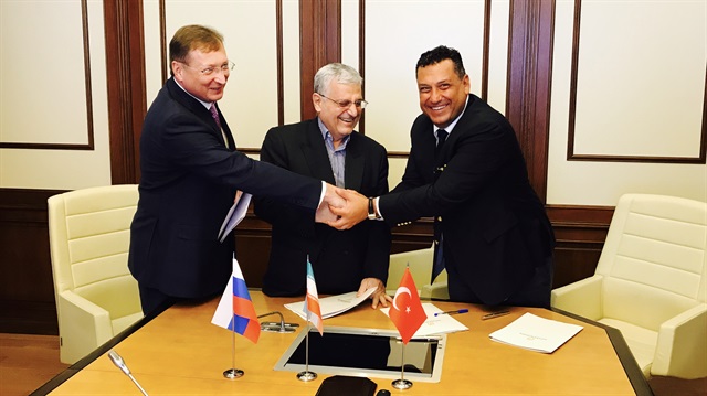 Turkey's Unit International, Russia's Zarubezhneft and Iran's Ghadir sign drilling deal