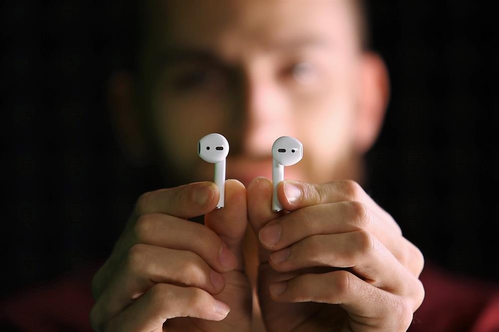 apple airpods un bir tanesi kaybolursa