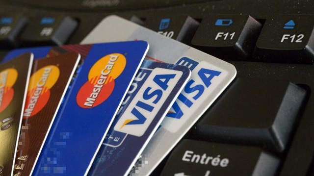 Kredi kartlarını internet alışverişine açma