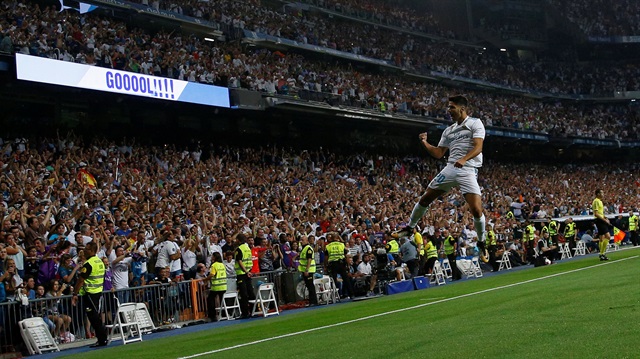Real Madrid'in 21 yaşındaki yıldızı Asensio, Barcelona ile oynanan iki Süper Kupa maçında da müthiş goller attı. 