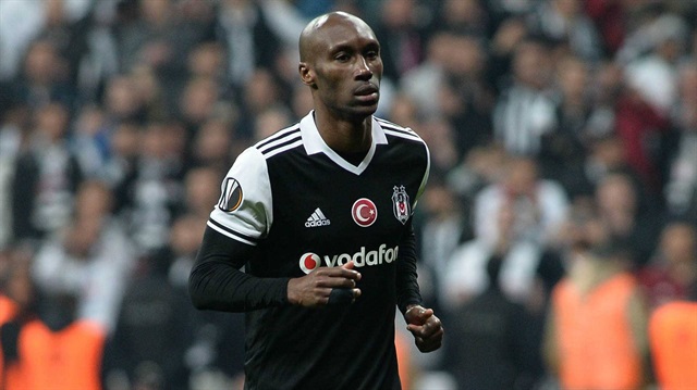 Atiba geçtiğimiz sezon Beşiktaş formasıyla 41 maça çıktı 2 gol kaydetti.